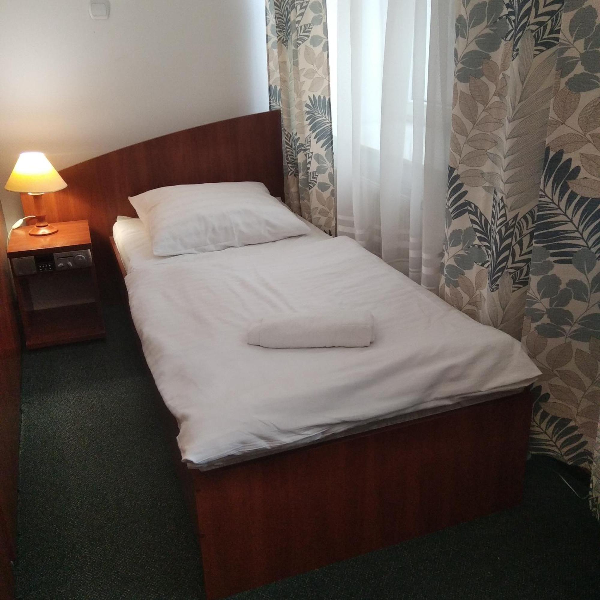 Centrum Szkoleniowo-Konferencyjne Spolem ワルシャワ エクステリア 写真